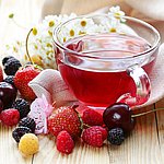 Flavored fruit tea made from instant powder.