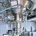 Hygienic, dead space-free discharge fitting on the amixon® mixer dryer